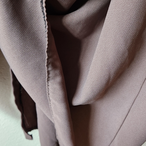 Elegant Mauve Kaftan - Picture 7 of 8